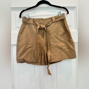 EXPRESS NWT midi linen shorts pockets tie waist